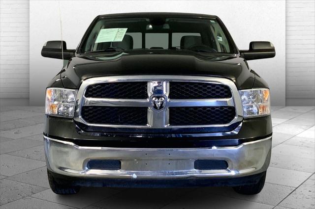 2023 RAM 1500 Classic SLT Crew Cab 4x4 57 Box 2023 RAM 1500 Classic SLT Crew Cab 4x4 57 Box