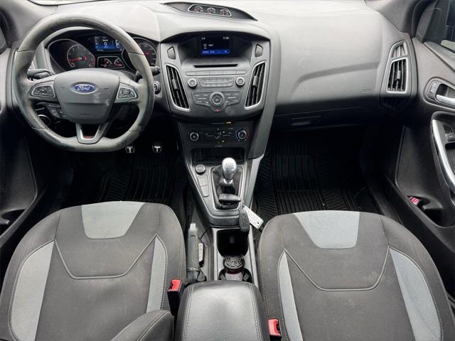 2017 Ford Focus ST ST