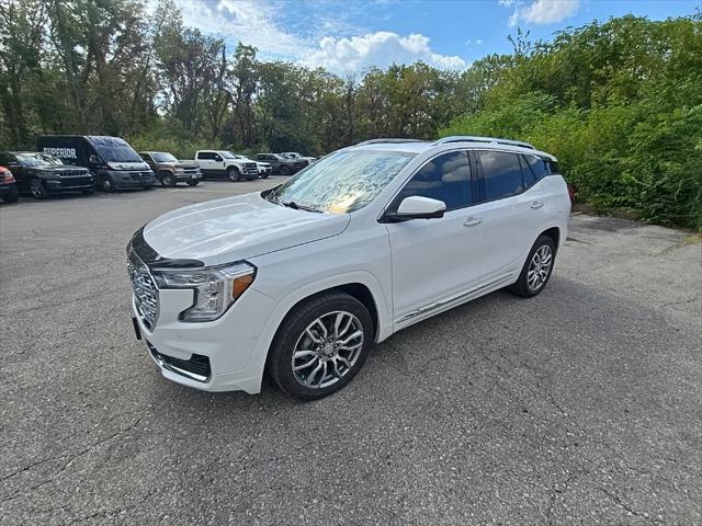2023 GMC Terrain AWD Denali