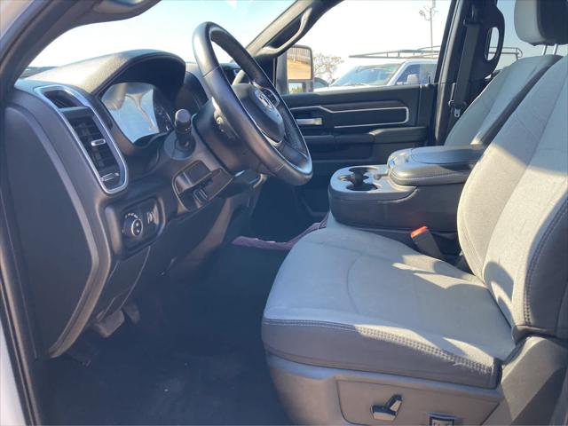 2024 RAM 3500 Big Horn Crew Cab 4x4 8 Box 2024 RAM 3500 Big Horn Crew Cab 4x4 8 Box