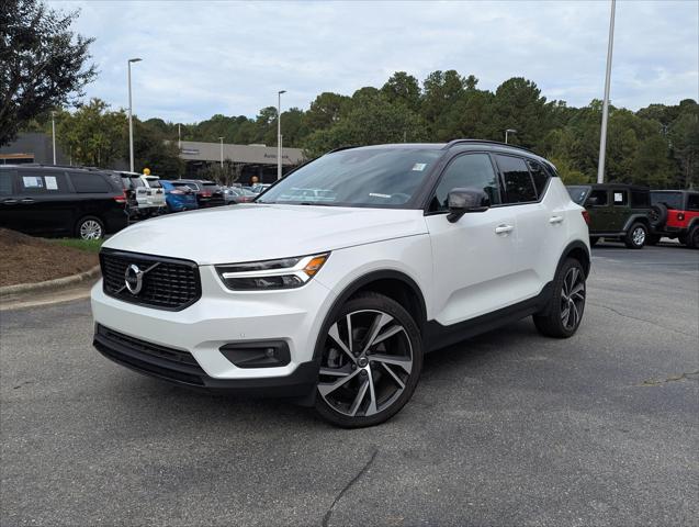 2021 Volvo XC40 T4 R-Design
