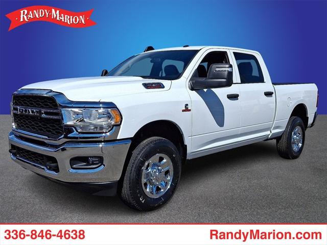 2023 RAM 3500 Tradesman Crew Cab 4x4 64 Box