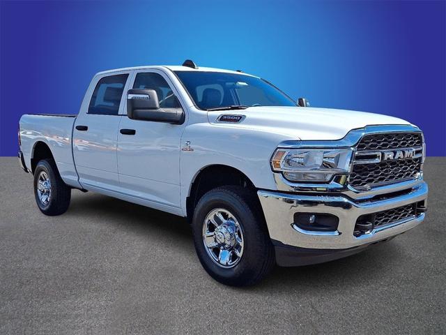 2023 RAM 3500 Tradesman Crew Cab 4x4 64 Box