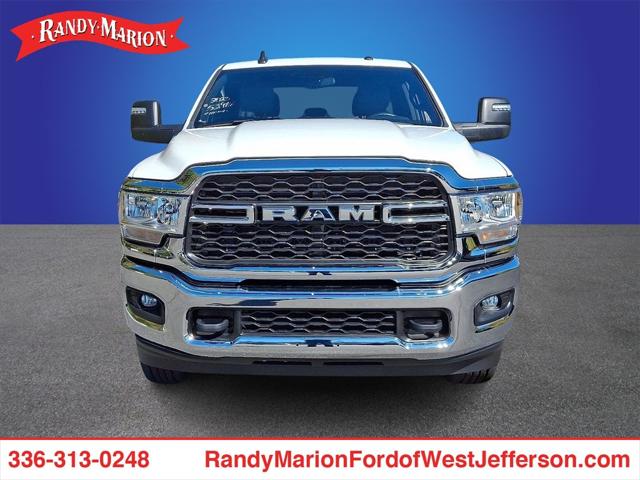 2023 RAM 3500 Tradesman Crew Cab 4x4 64 Box 2023 RAM 3500 Tradesman Crew Cab 4x4 64 Box