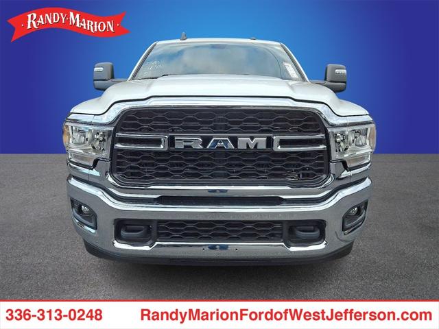 2023 RAM 3500 Tradesman Crew Cab 4x4 64 Box 2023 RAM 3500 Tradesman Crew Cab 4x4 64 Box