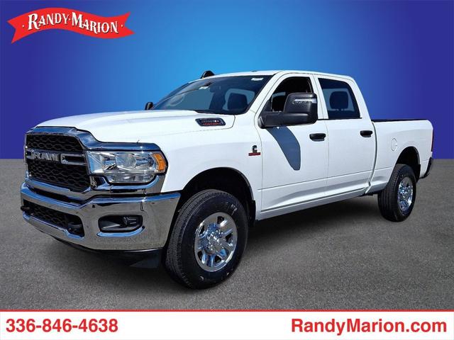 2023 RAM 3500 Tradesman Crew Cab 4x4 64 Box