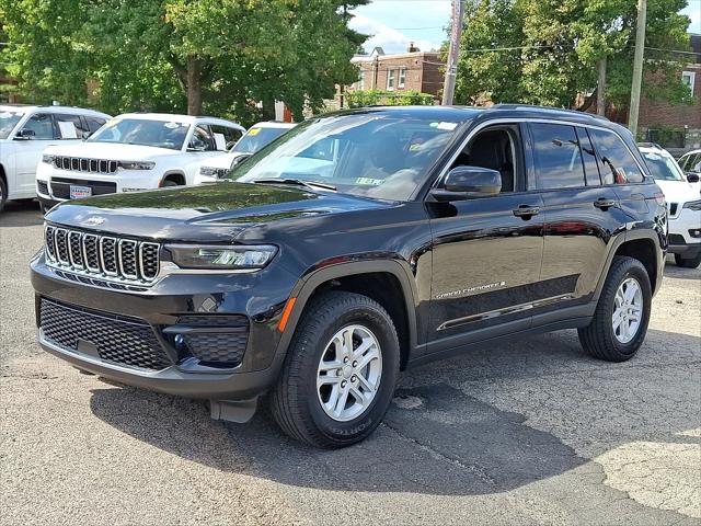 2023 Jeep Grand Cherokee Laredo 4x4