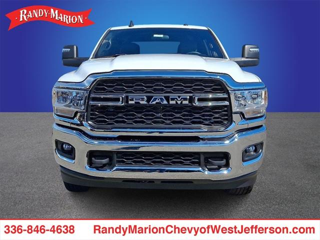 2023 RAM 3500 Tradesman Crew Cab 4x4 64 Box 2023 RAM 3500 Tradesman Crew Cab 4x4 64 Box