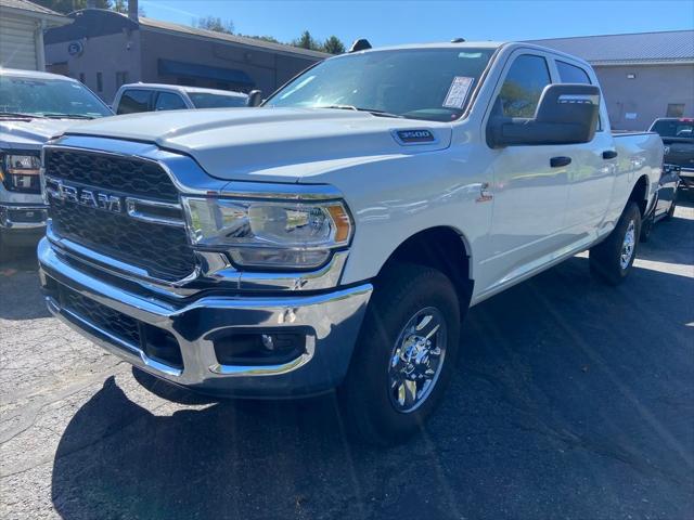 2023 RAM 3500 Tradesman Crew Cab 4x4 64 Box 2023 RAM 3500 Tradesman Crew Cab 4x4 64 Box