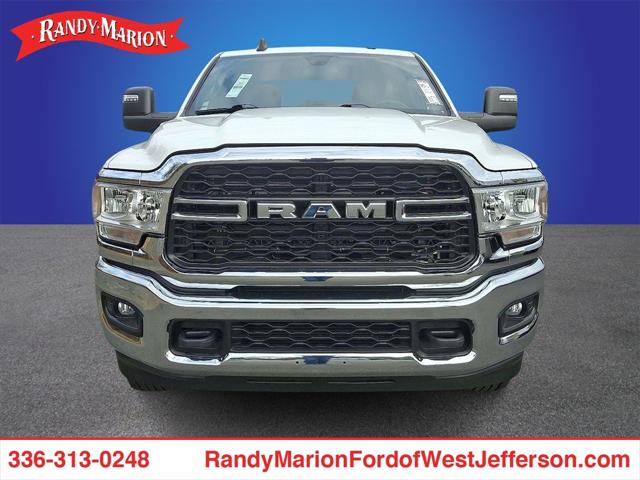 2023 RAM 3500 Tradesman Crew Cab 4x4 64 Box 2023 RAM 3500 Tradesman Crew Cab 4x4 64 Box