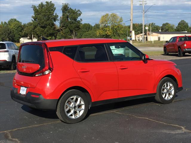 2022 Kia Soul LX 2022 Kia Soul LX