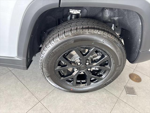 2025 Jeep Grand Cherokee GRAND CHEROKEE ALTITUDE 4X2 2025 Jeep Grand Cherokee GRAND CHEROKEE ALTITUDE 4X2