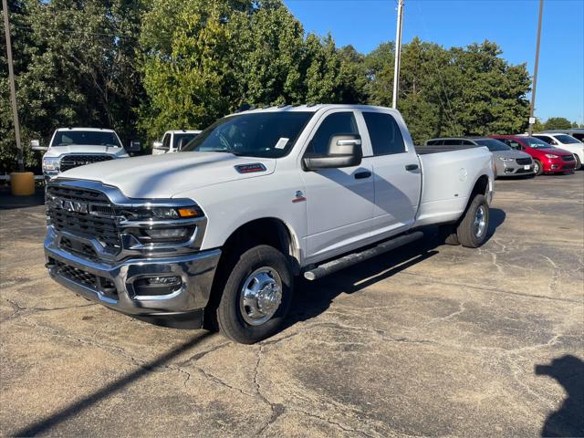 2026 RAM Ram 3500 RAM 3500 TRADESMAN CREW CAB 4X4 8 BOX 2026 RAM Ram 3500 RAM 3500 TRADESMAN CREW CAB 4X4 8 BOX