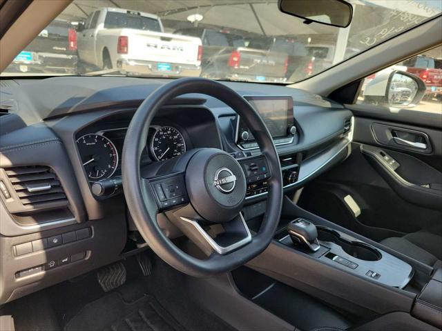 2024 Nissan Rogue SV FWD
