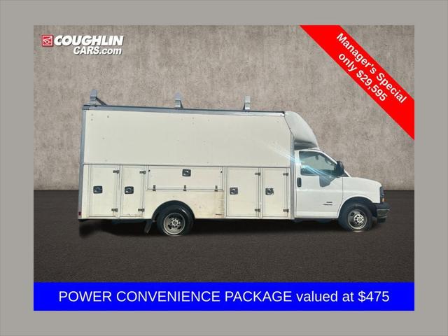 2019 Chevrolet Express Cutaway 4500 Van