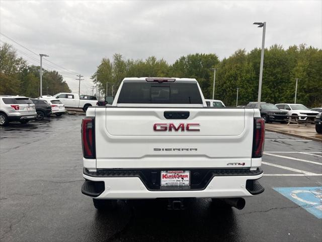2024 GMC Sierra 2500HD 4WD Crew Cab Standard Bed AT4 2024 GMC Sierra 2500HD 4WD Crew Cab Standard Bed AT4