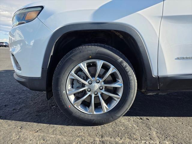 2019 Jeep Cherokee Latitude Plus 4x4 2019 Jeep Cherokee Latitude Plus 4x4