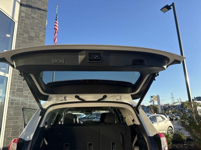 2025 Subaru Ascent Limited 8-Passenger