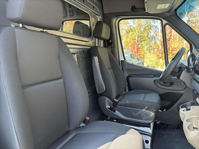 2025 Mercedes-Benz Sprinter 2500 High Roof 4-Cyl Diesel HO