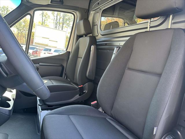 2025 Mercedes-Benz Sprinter 2500 High Roof 4-Cyl Diesel HO