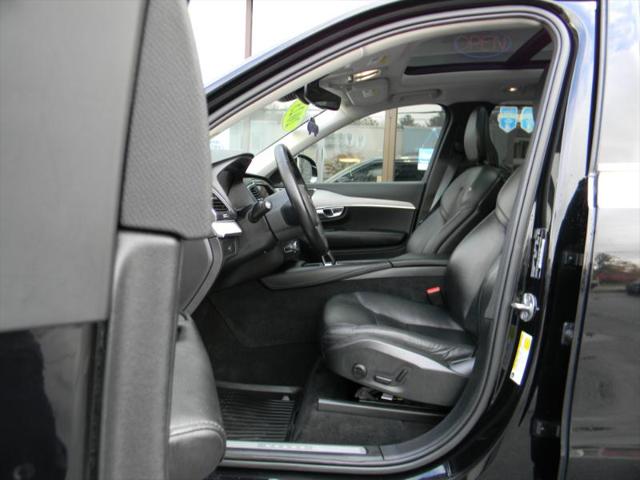 2023 Volvo XC90 B5 Core