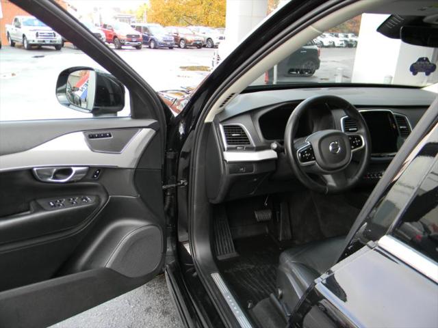 2023 Volvo XC90 B5 Core