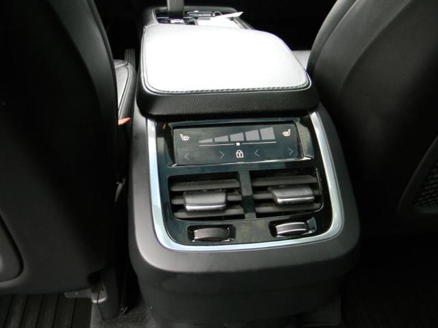 2023 Volvo XC90 B5 Core