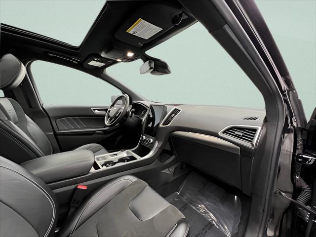 2022 Ford Edge ST