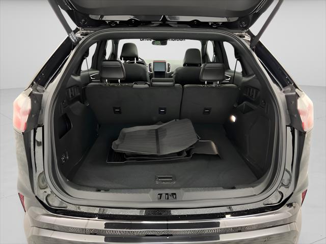 2022 Ford Edge ST