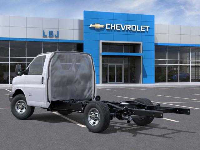 2025 Chevrolet Express Cutaway Work Van