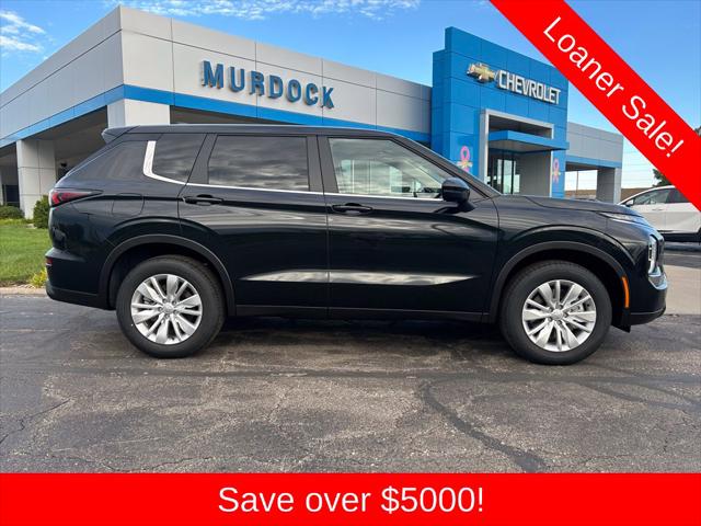 2025 Mitsubishi Outlander ES 2.5 S-AWC for sale in Manhattan, KS