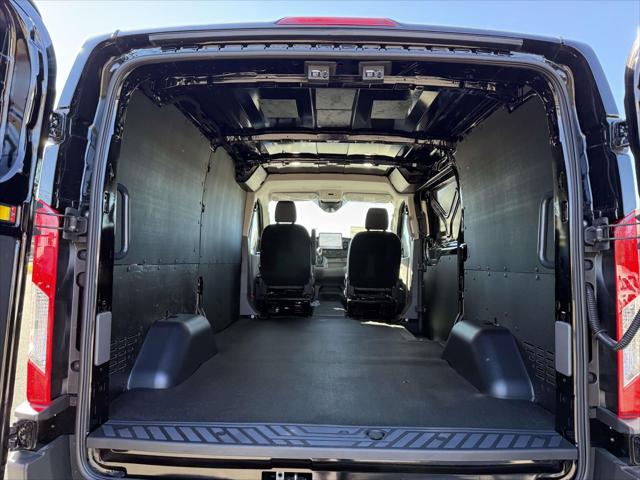 2025 Ford Transit Cargo Van Base