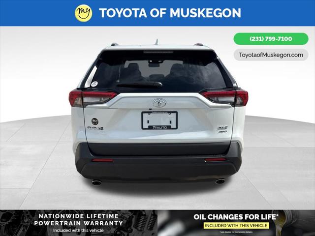 2025 Toyota RAV4 XLE Premium
