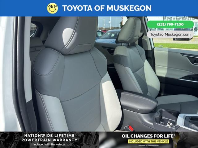 2025 Toyota RAV4 XLE Premium
