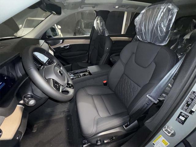 2026 Volvo XC90 Plug-In Hybrid Plus, T8 AWD, Electric/Gasoline, Bright, 7 Seats