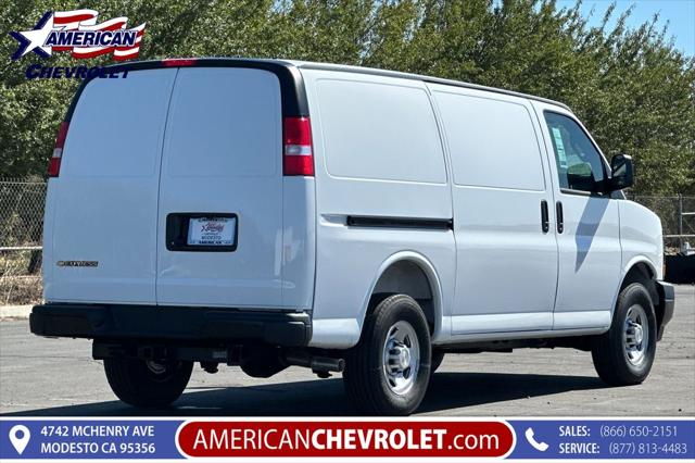 2025 Chevrolet Express Cargo Van RWD 2500 Regular Wheelbase WT