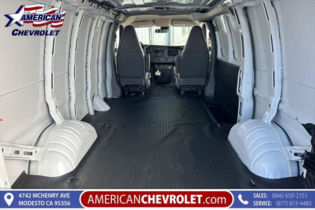 2025 Chevrolet Express Cargo Van RWD 2500 Regular Wheelbase WT