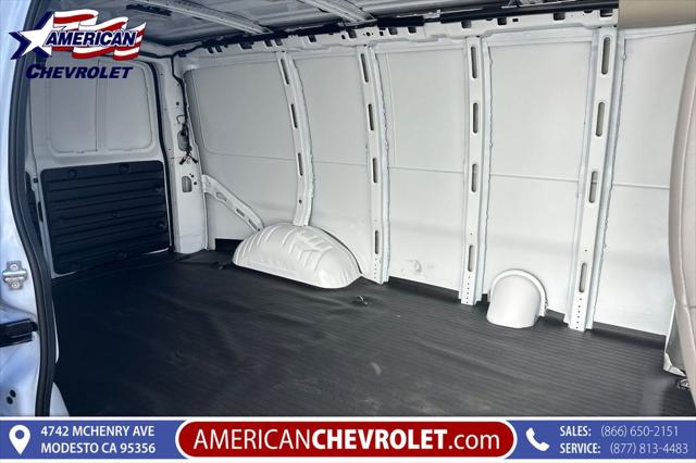2025 Chevrolet Express Cargo Van RWD 2500 Regular Wheelbase WT