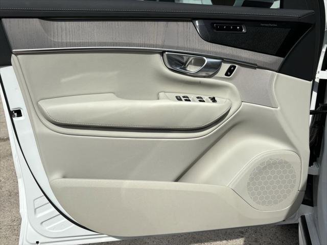 2026 Volvo XC90 B6 Ultra 7-Seater