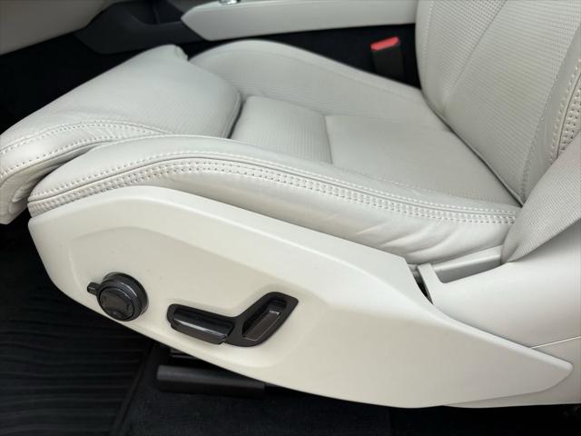 2026 Volvo XC90 B6 Ultra 7-Seater