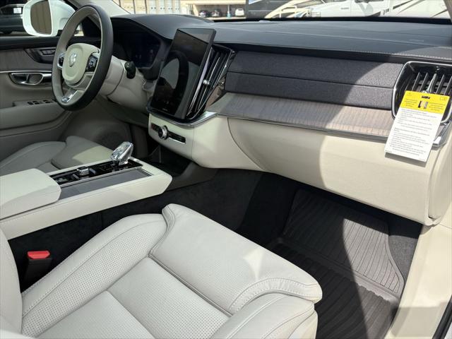 2026 Volvo XC90 B6 Ultra 7-Seater