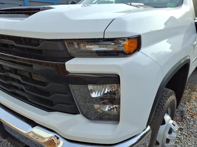 2025 Chevrolet Silverado 3500HD Work Truck