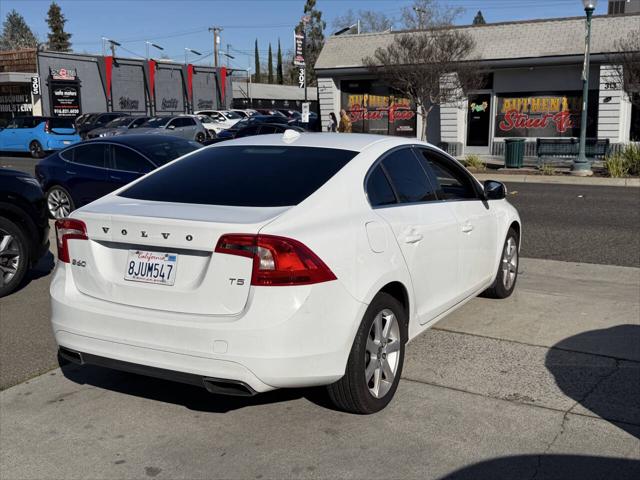 2016 Volvo S60 T5 Drive-E Premier