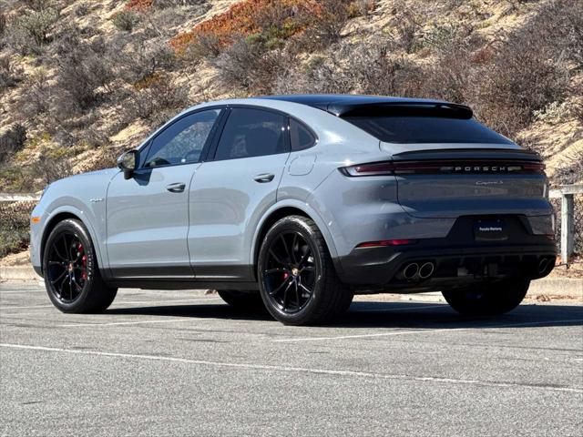 2025 Porsche Cayenne E-Hybrid S