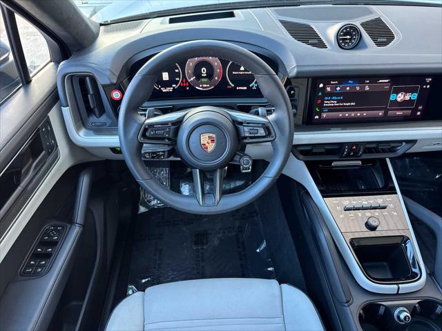 2025 Porsche Cayenne E-Hybrid S