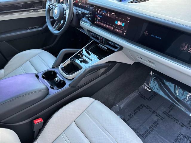 2025 Porsche Cayenne E-Hybrid S