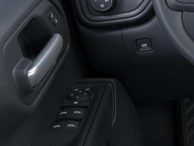 2026 Chevrolet Silverado 1500 4WD Crew Cab Short Bed Custom