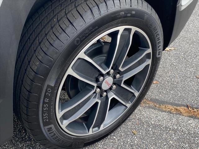 2022 GMC Acadia AWD SLT