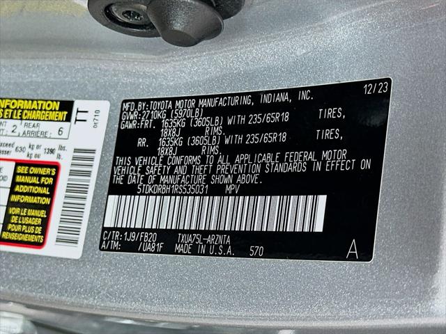 2024 Toyota Highlander LE