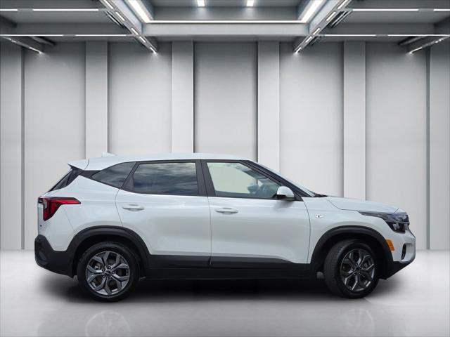 2025 Kia Seltos LX